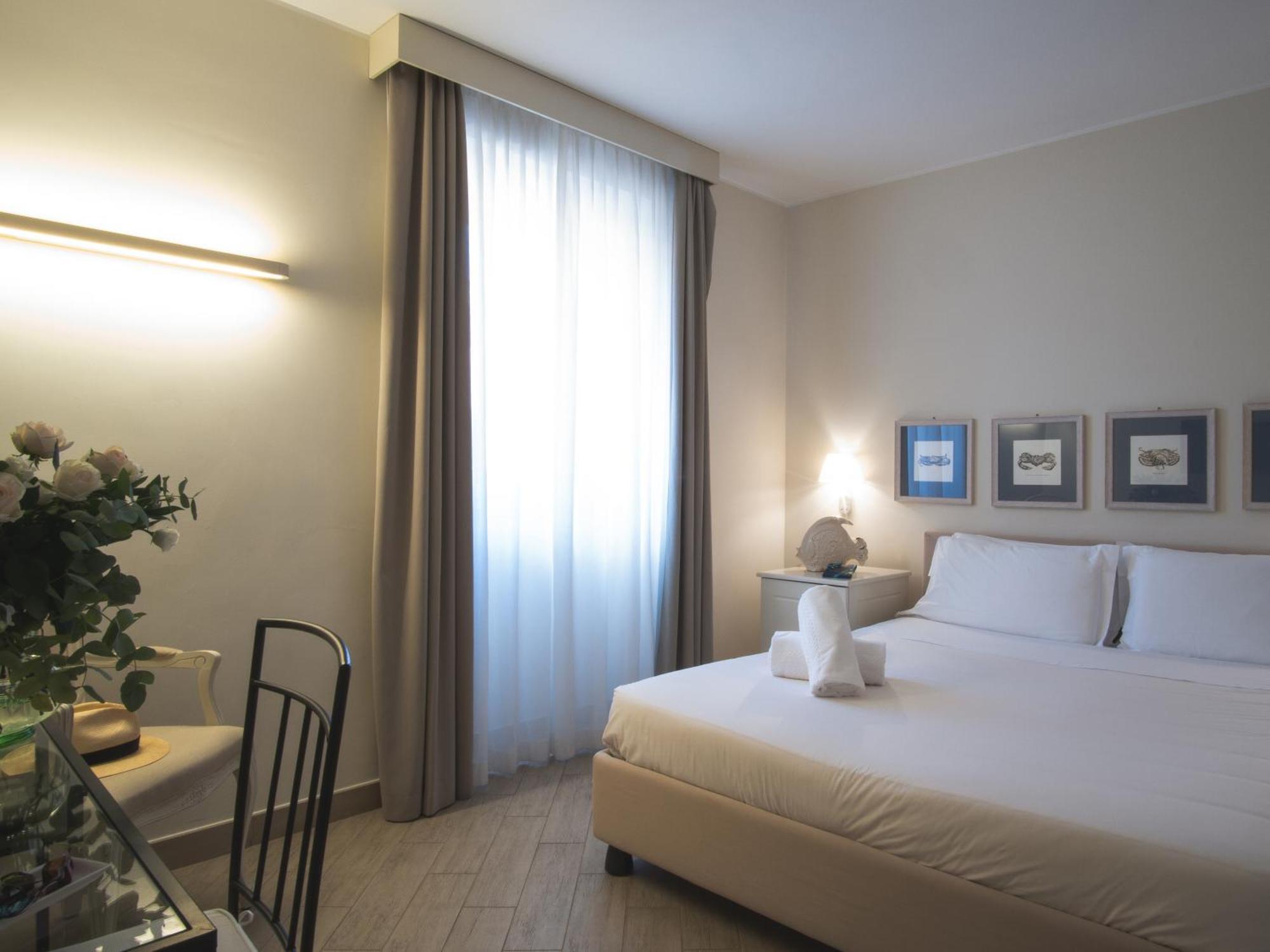 Hotel San Pietro Palace Финале Лигуре Екстериор снимка